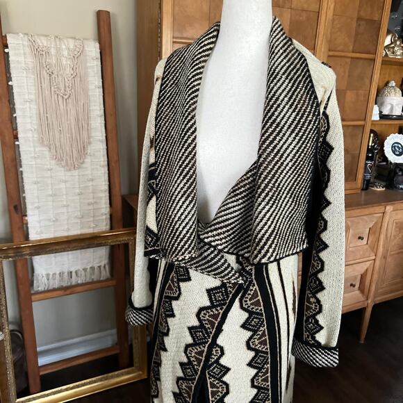 Gorgeous JJ Sisters duster length cardigan - Picture 3 of 6